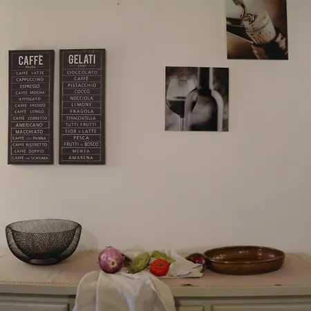 Antico Casale Rodilosso 公寓 蒙塔约内